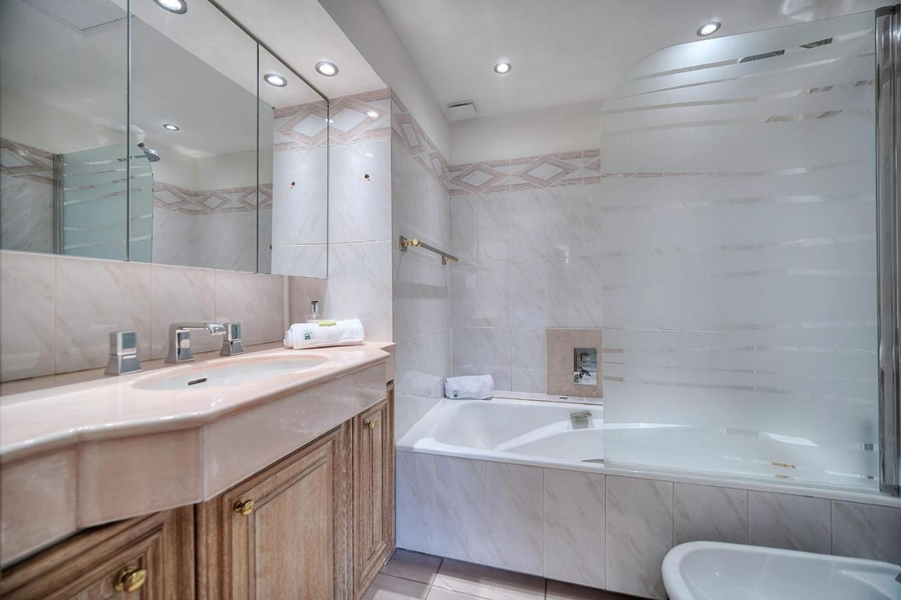 Immogroom - 2 Bedroom - Air Conditioning - Wifi - Terrace - Common Parking 칸느 외부 사진